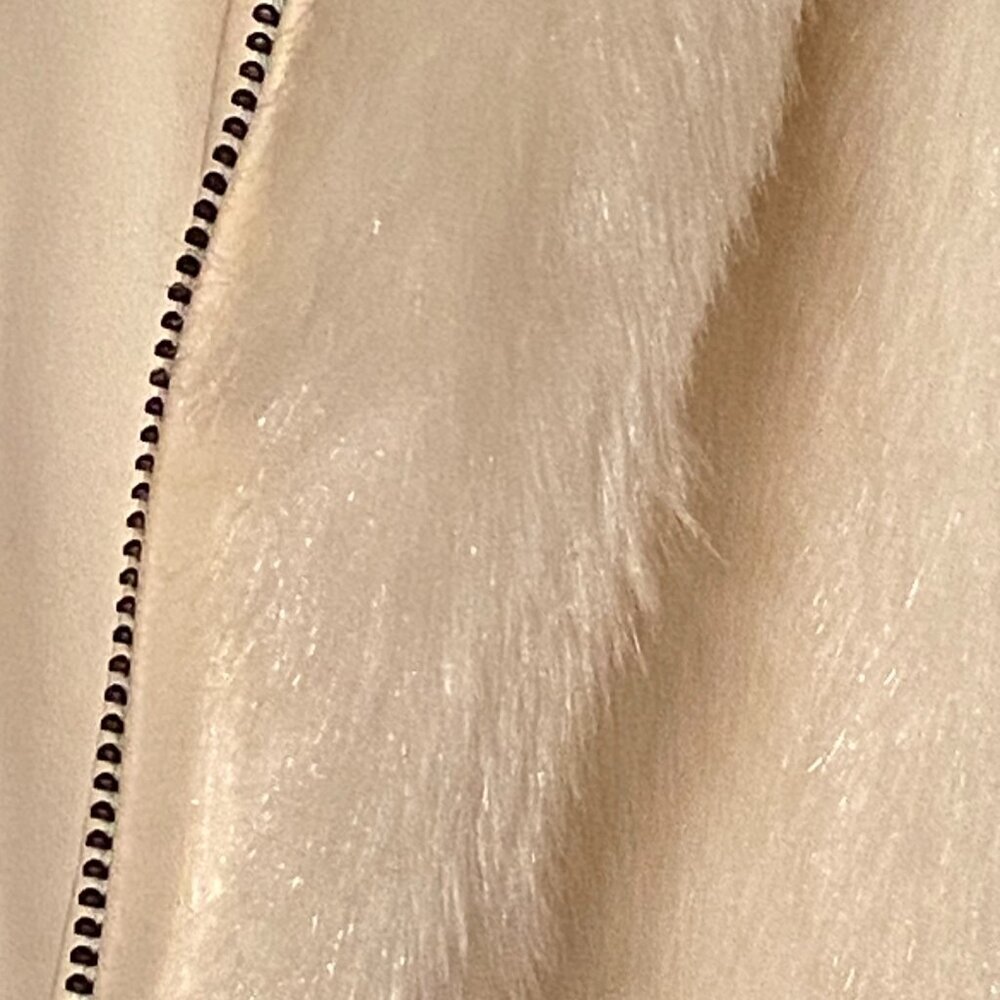 VINTAGE Ivory Parka Coat Faux Fur Lining Hood Zip Front No Tags Approx Size L - Picture 6 of 13